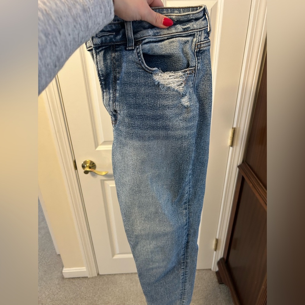 American Eagle Outfitters Blue Distressed Boyfriend Jeans